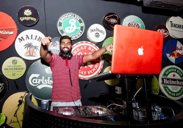 dj 2.webp