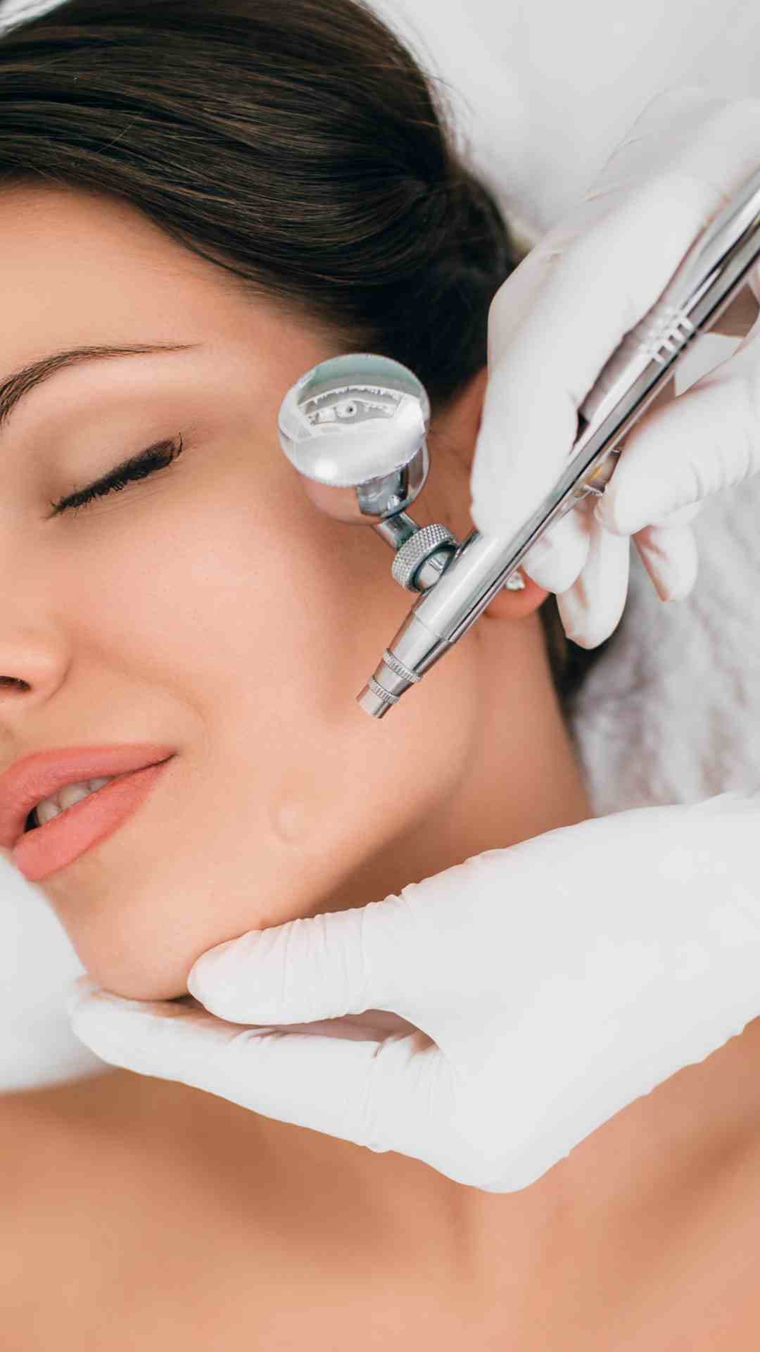 Dermaplaning.jpg