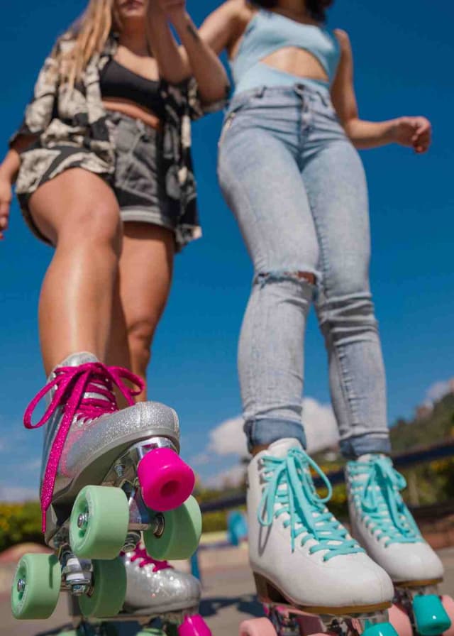 Group Roller Skating Lessons 4-19.jpg