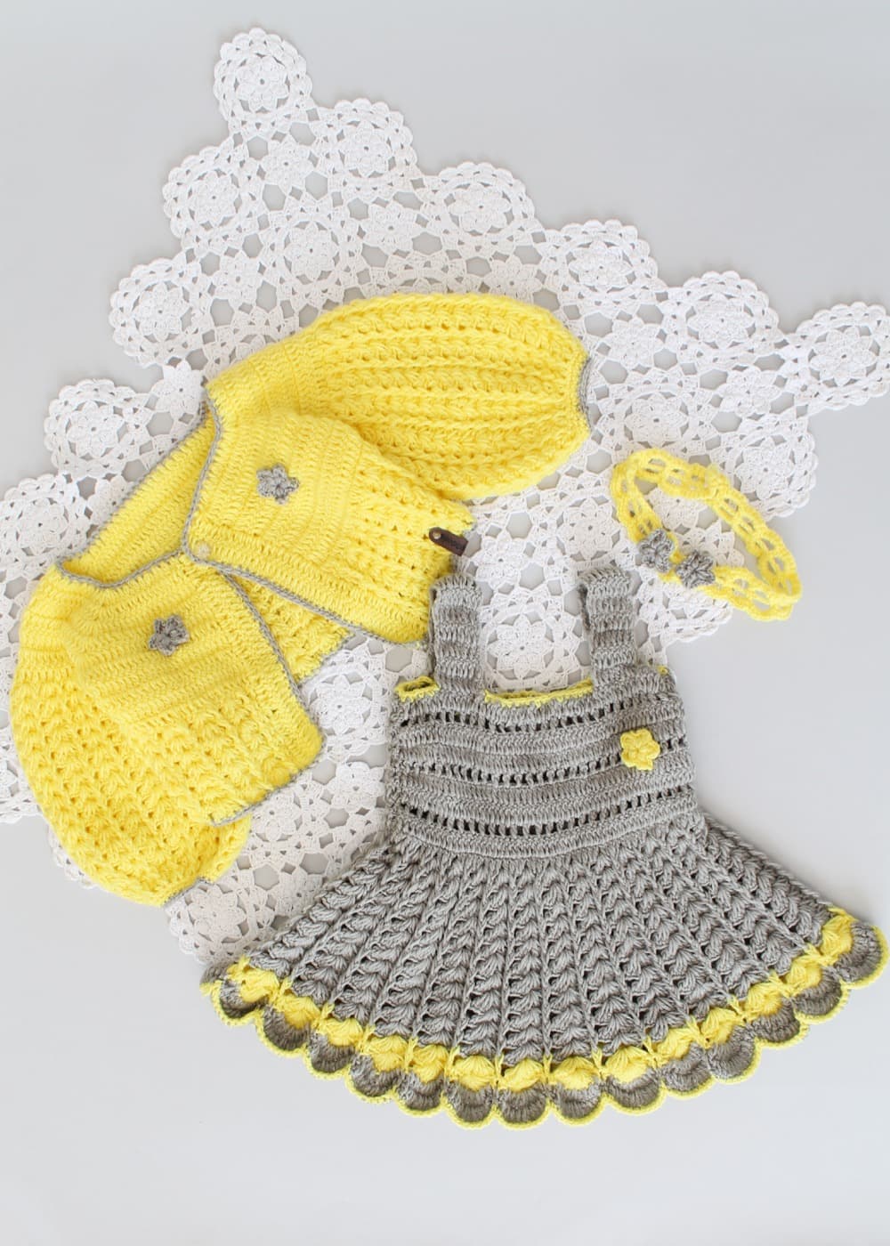 Crochet Baby Girl Clothes 4.jpg