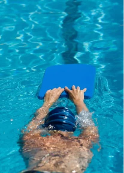 Swimming Class Image 2.webp