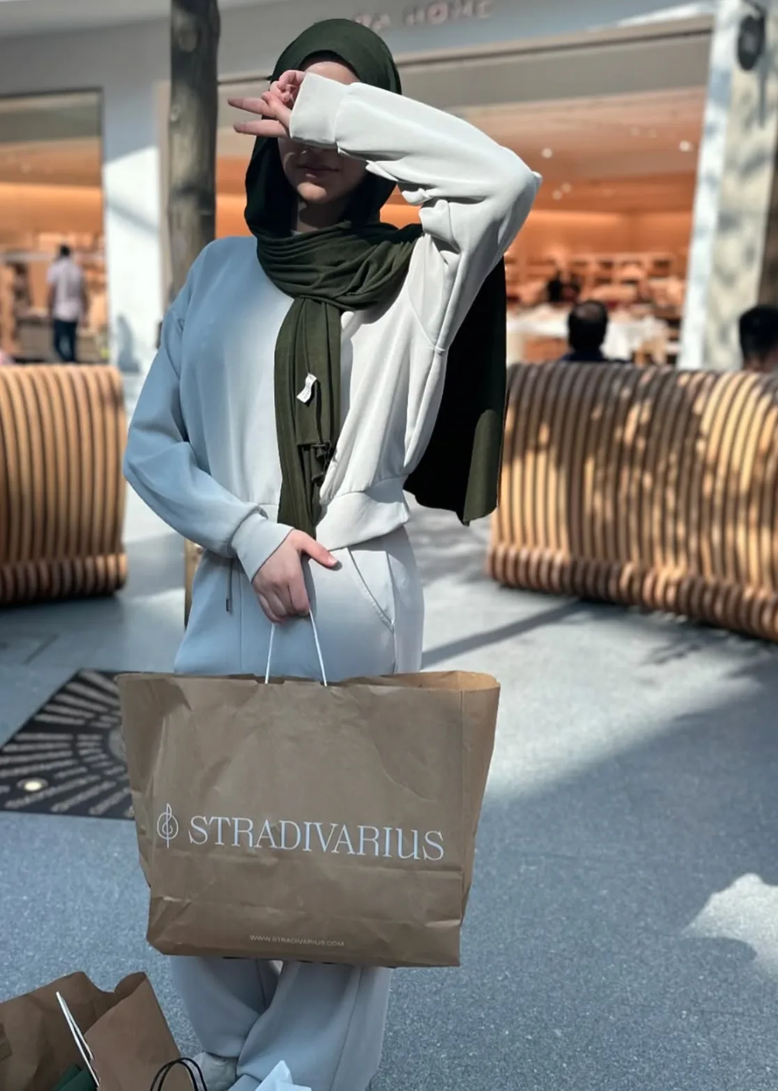 Personal Shopping Session Image 2.webp