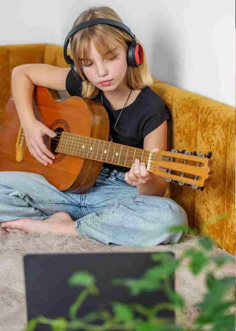 Guitar Lessons.webp