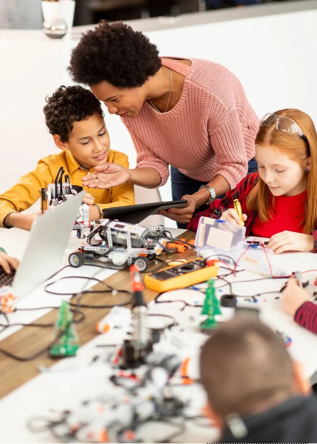 Group Electronics Workshop 3.webp