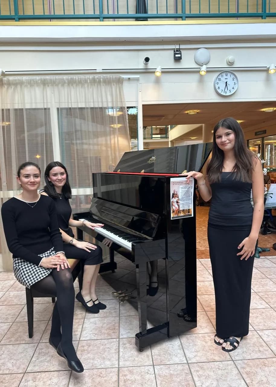 Private Piano Lessons by Maria 3.webp