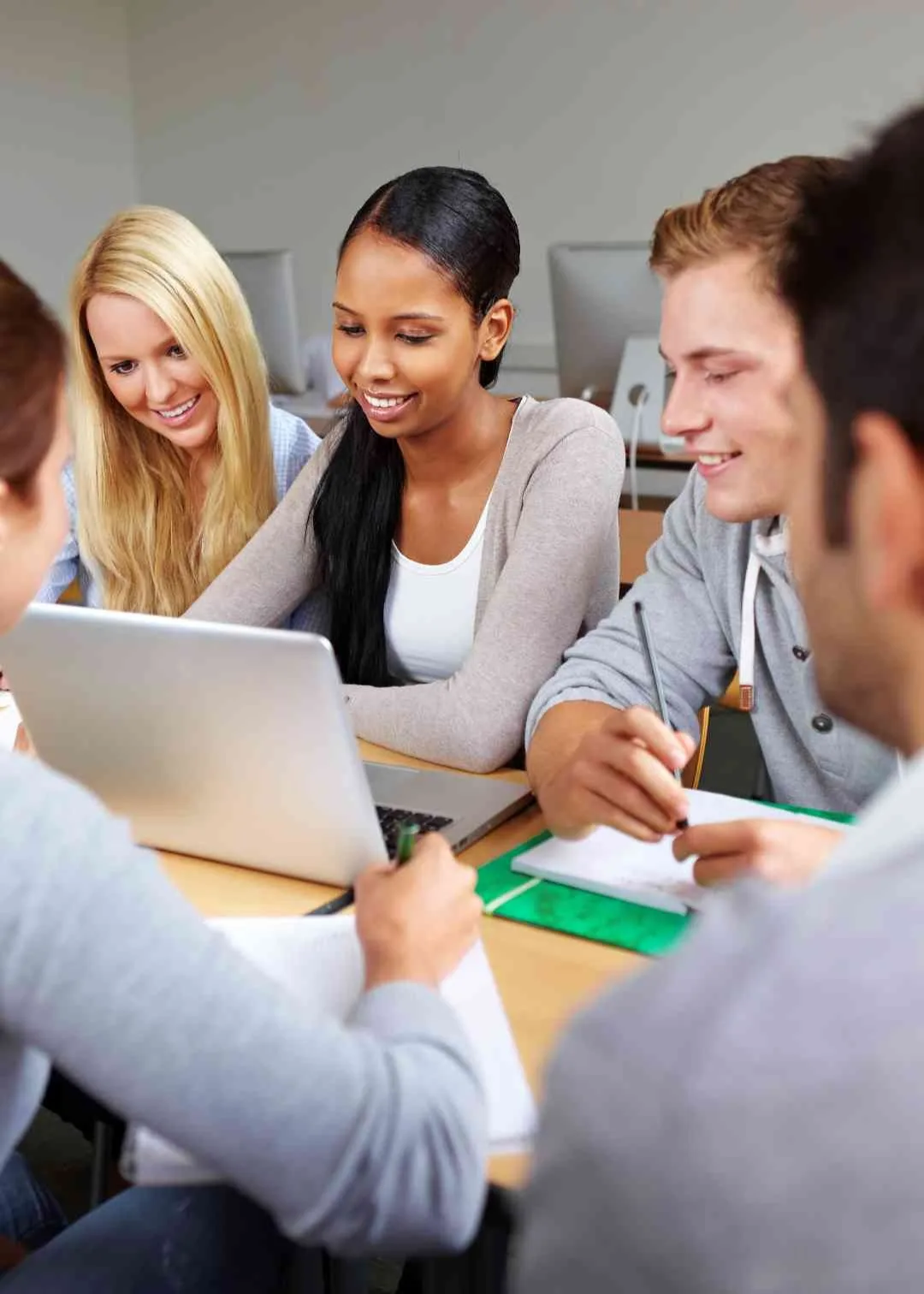 Group Russian Language Lessons - Al Barsha.webp