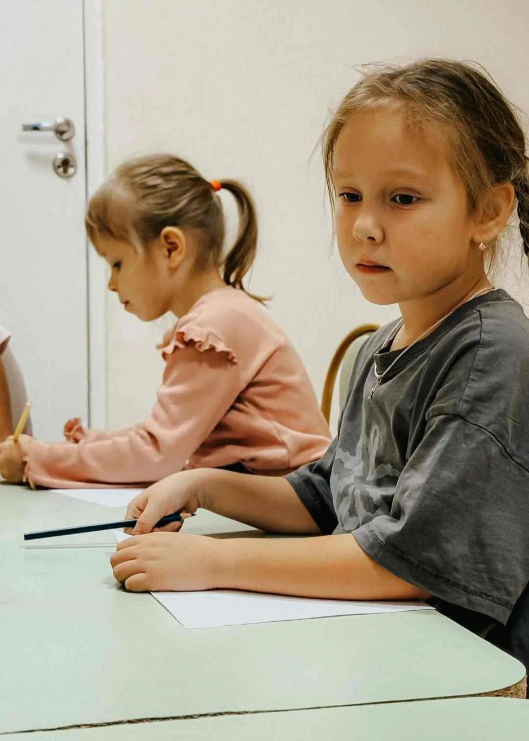 Group Pencil Sketching Lessons - Al Barsha Near me.webp