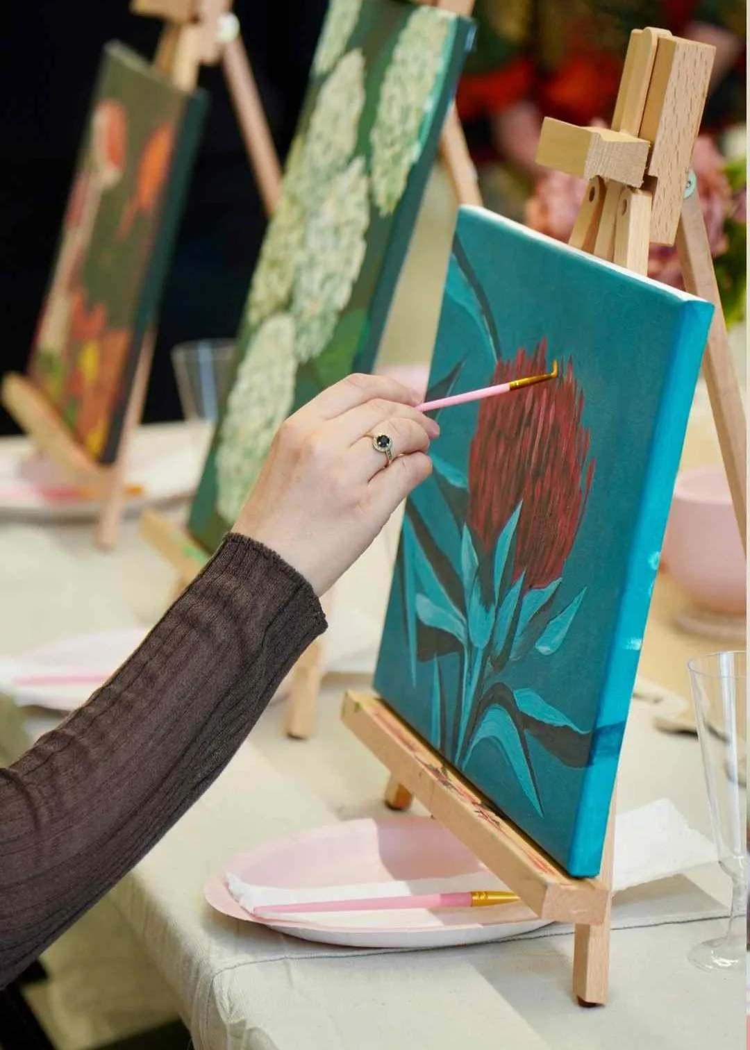 Group Oil Pastel class in Dubai near me.webp