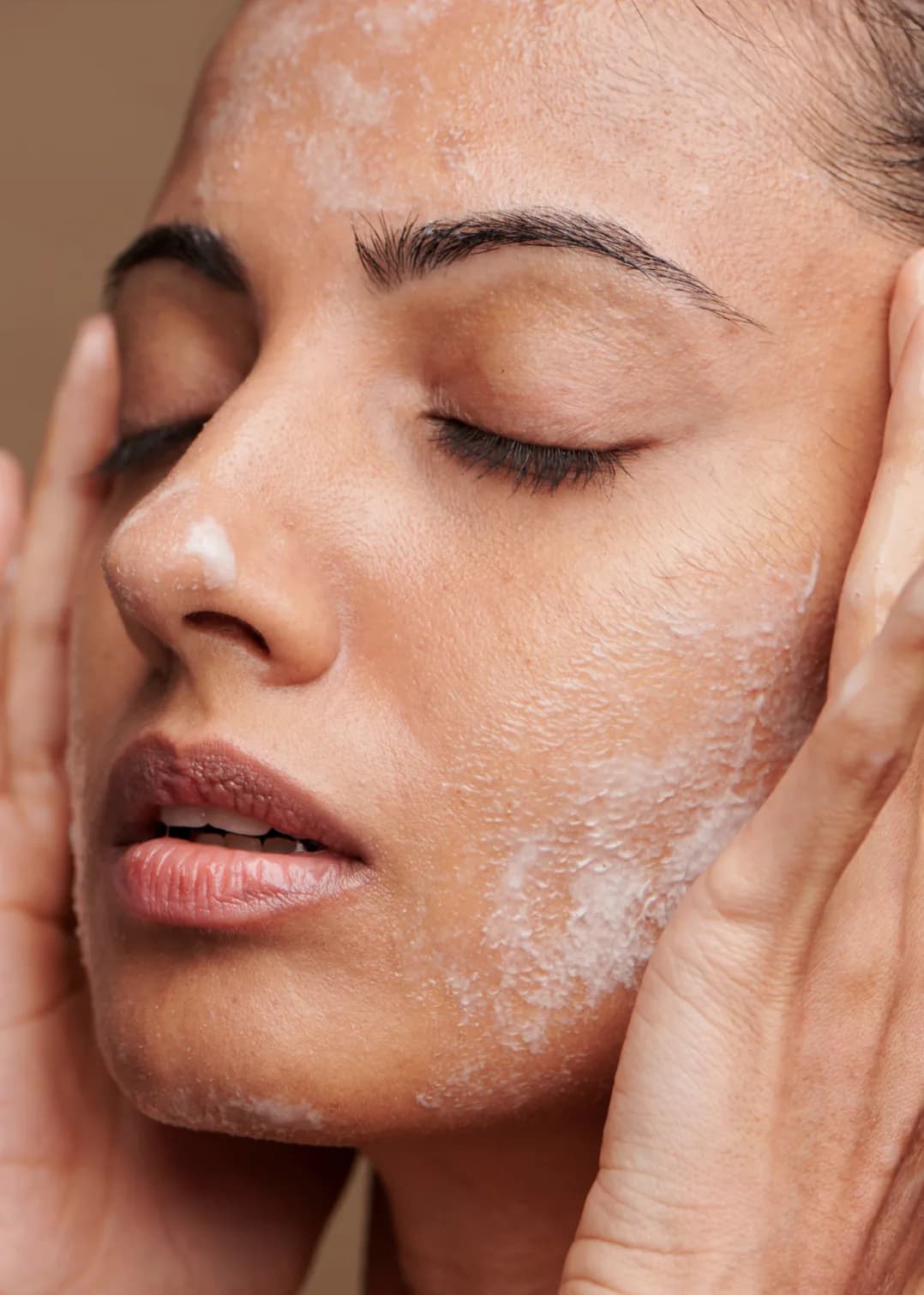 Organic Face & Neck Care Products Making Class by Aarti 1.webp